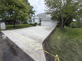 Minnetonka Concrete Driveway