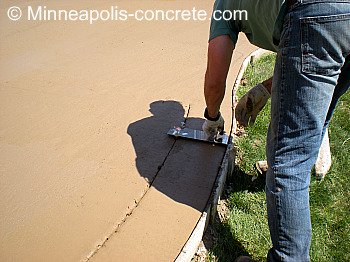Concrete wet cuts